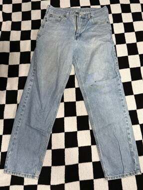 Vintage Carhartt Relaxed Fit Distressed Light Wash Blue Denim Jeans